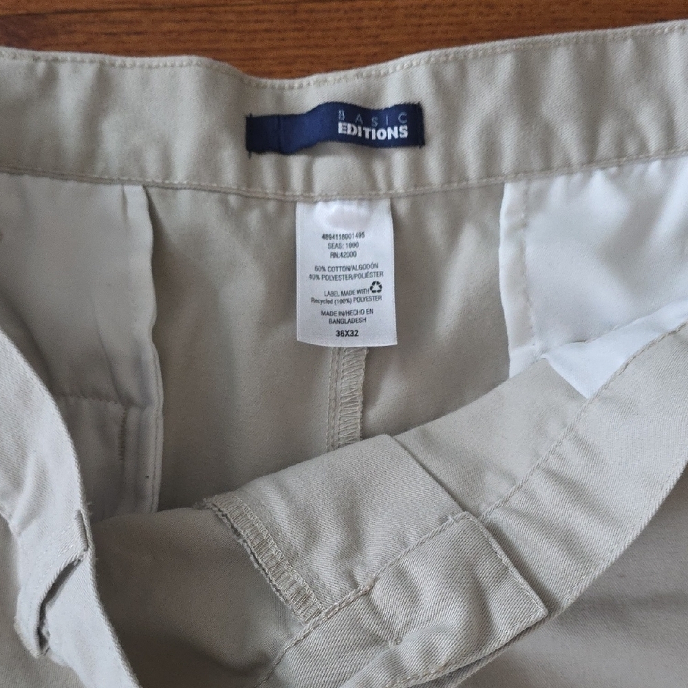 Basic Editions Tan Chinos Classic Style - Picture 2 of 4